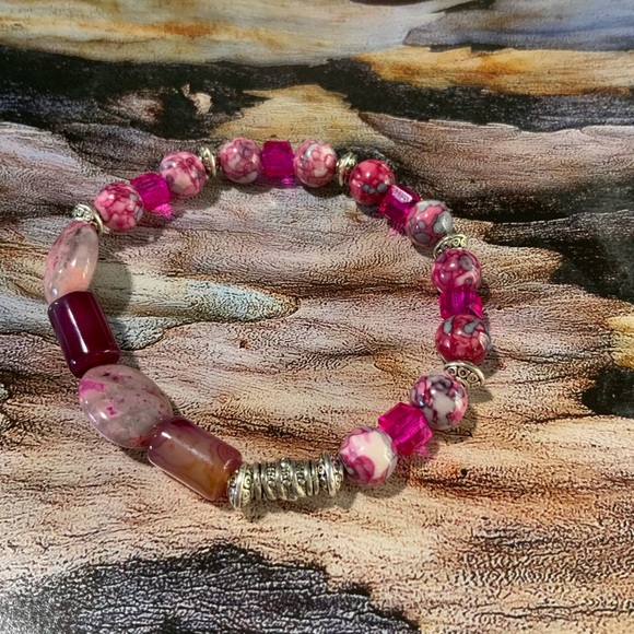 Hand Crafted Jewelry - Various Agate Gemstones & Crystal Bracelet